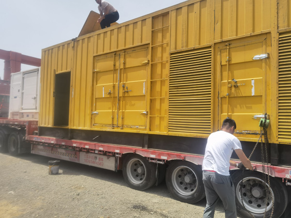 东源发电机出租100KW发电机需要什么规格的电缆线？