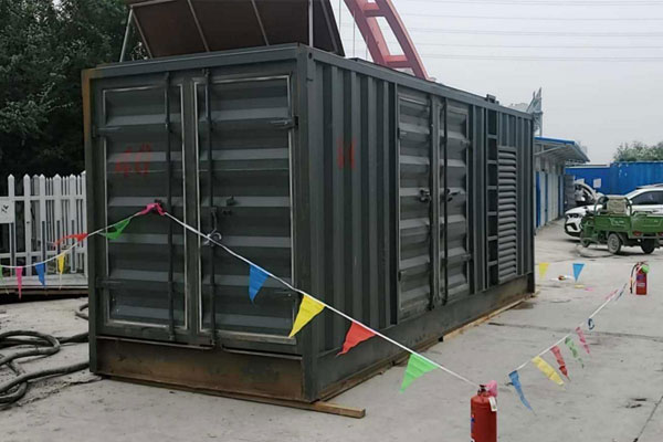 东源发电机租赁空气滤清器多久更换一次？